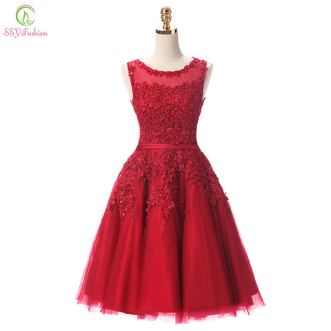 Wine Red Lace Short Bridesmaid Dress