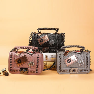 Women Chains Messenger Bags